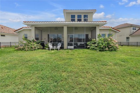 House in BELLALAGO in Kissimmee, Florida 4 bedrooms, 332.87 sq.m. № 1777193 - photo 5