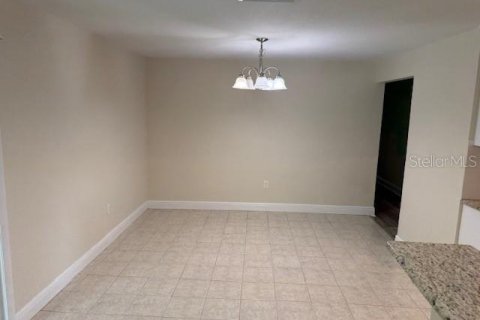 Villa ou maison à vendre à DeLand, Floride: 3 chambres, 152.92 m2 № 1914587 - photo 2