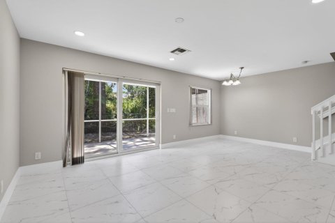 Adosado en alquiler en Jupiter, Florida, 3 dormitorios, 145.11 m2 № 2085851 - foto 15