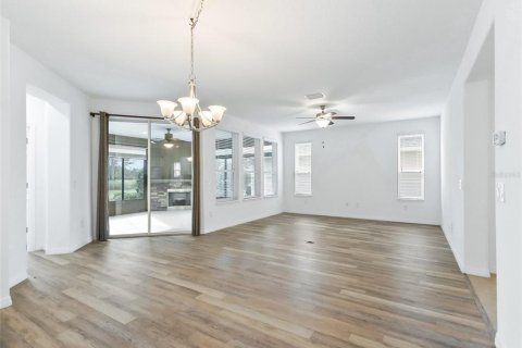 House in OCALA PRESERVE in Ocala, Florida 2 bedrooms, 181.72 sq.m. № 2200988 - photo 14
