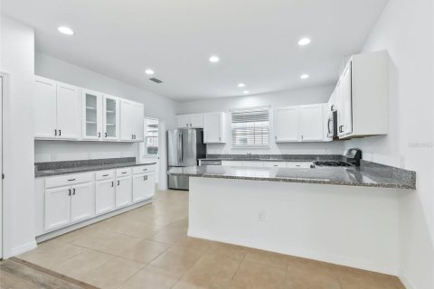 House in OCALA PRESERVE in Ocala, Florida 2 bedrooms, 181.72 sq.m. № 2200988 - photo 13