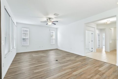 House in OCALA PRESERVE in Ocala, Florida 2 bedrooms, 181.72 sq.m. № 2200988 - photo 11