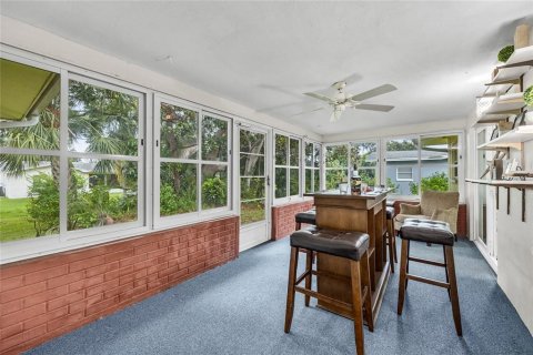 House in Dunedin, Florida 4 bedrooms, 162.86 sq.m. № 1901538 - photo 15