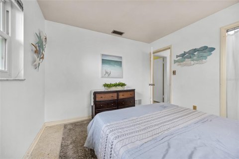 House in Dunedin, Florida 4 bedrooms, 162.86 sq.m. № 1901538 - photo 27