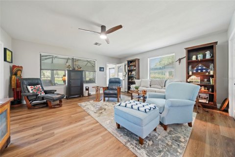 Villa ou maison à vendre à Zephyrhills, Floride: 3 chambres, 227.61 m2 № 2103219 - photo 26
