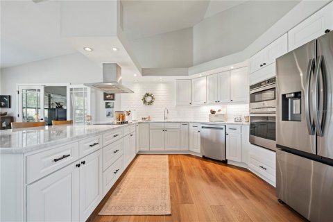 Villa ou maison à vendre à Zephyrhills, Floride: 3 chambres, 227.61 m2 № 2103219 - photo 5