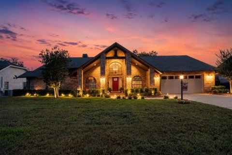 Villa ou maison à vendre à Zephyrhills, Floride: 3 chambres, 227.61 m2 № 2103219 - photo 2