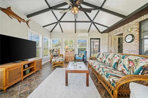 Villa ou maison à vendre à Zephyrhills, Floride: 3 chambres, 227.61 m2 № 2103219 - photo 30