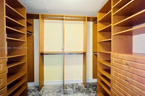 Снять в аренду кондоминиум в Халландейл-Бич, Флорида 2 спальни, 100.89м2, № 1999447 - фото 12