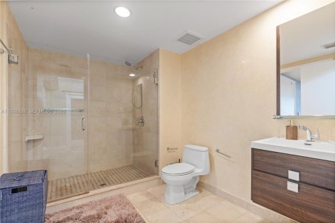 Copropriété à louer à Hallandale Beach, Floride: 2 chambres, 100.89 m2 № 1999447 - photo 25