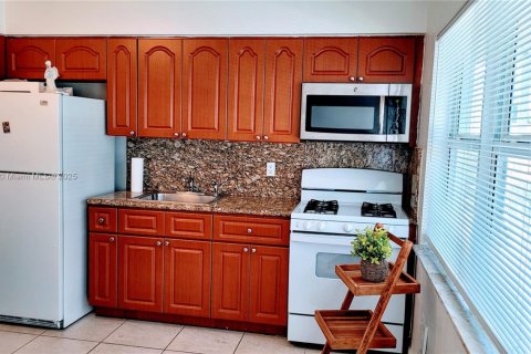 Copropriété à louer à Miami Beach, Floride: 1 chambre, 38.83 m2 № 1938182 - photo 8