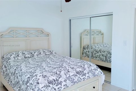 Condominio en alquiler en Miami Beach, Florida, 1 dormitorio, 38.83 m2 № 1938182 - foto 14