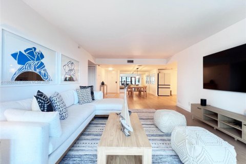 Copropriété à louer à Lauderdale-by-the-Sea, Floride: 2 chambres, 130.06 m2 № 1979371 - photo 20