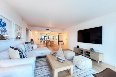 Copropriété à louer à Lauderdale-by-the-Sea, Floride: 2 chambres, 130.06 m2 № 1979371 - photo 19