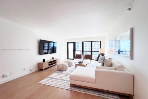 Copropriété à louer à Lauderdale-by-the-Sea, Floride: 2 chambres, 130.06 m2 № 1979371 - photo 13