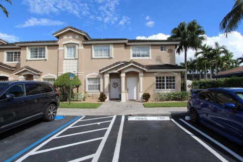 Condominio en alquiler en Doral, Florida, 2 dormitorios, 136.57 m2 № 1948369 - foto 3