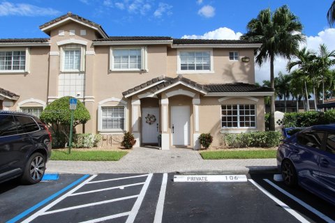 Condominio en alquiler en Doral, Florida, 2 dormitorios, 136.57 m2 № 1948369 - foto 4