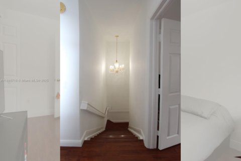 Condominio en alquiler en Doral, Florida, 2 dormitorios, 136.57 m2 № 1948369 - foto 30