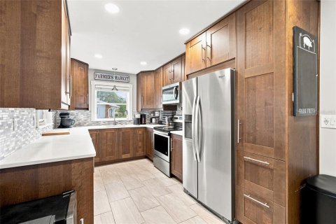 Casa en venta en Crystal River, Florida, 3 dormitorios, 203.27 m2 № 2285667 - foto 10