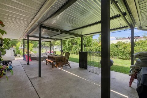 Casa en venta en Crystal River, Florida, 3 dormitorios, 203.27 m2 № 2285667 - foto 28