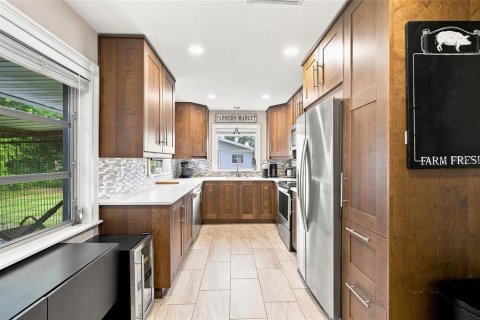 Casa en venta en Crystal River, Florida, 3 dormitorios, 203.27 m2 № 2285667 - foto 9