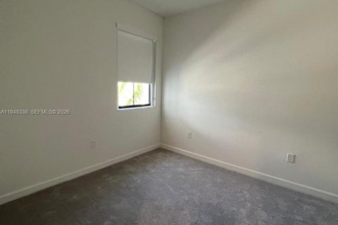 House in Homestead, Florida 3 bedrooms, 129.41 sq.m. № 2152977 - photo 15