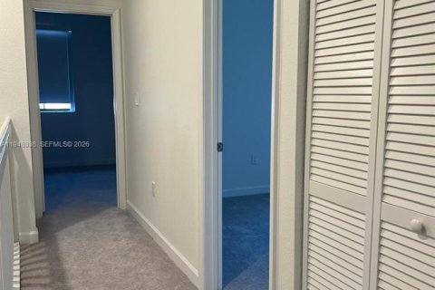 House in Homestead, Florida 3 bedrooms, 129.41 sq.m. № 2152977 - photo 3
