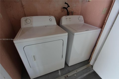 Снять в аренду кондоминиум в Катлер-Бей, Флорида 2 спальни, 103.4м2, № 1953834 - фото 11