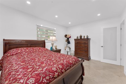 Casa en venta en Miami Lakes, Florida, 3 dormitorios, 121.42 m2 № 1806487 - foto 13