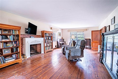 Casa en venta en Lake Wales, Florida, 6 dormitorios, 519.23 m2 № 1539934 - foto 12