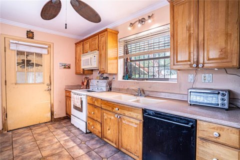 Casa en venta en Lake Wales, Florida, 6 dormitorios, 519.23 m2 № 1539934 - foto 5