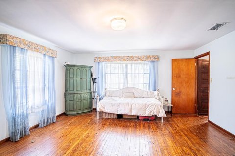 Casa en venta en Lake Wales, Florida, 6 dormitorios, 519.23 m2 № 1539934 - foto 25
