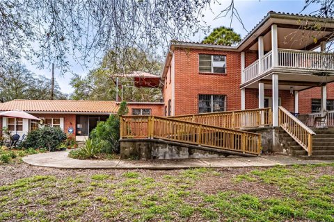Casa en venta en Lake Wales, Florida, 6 dormitorios, 519.23 m2 № 1539934 - foto 1