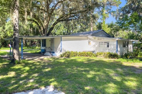 House in San Mateo, Florida 2 bedrooms, 175.4 sq.m. № 1883182 - photo 18