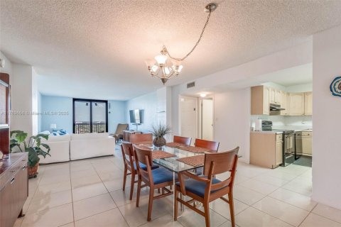 Condominio en venta en Hollywood, Florida, 2 dormitorios, 113.43 m2 № 1868052 - foto 7