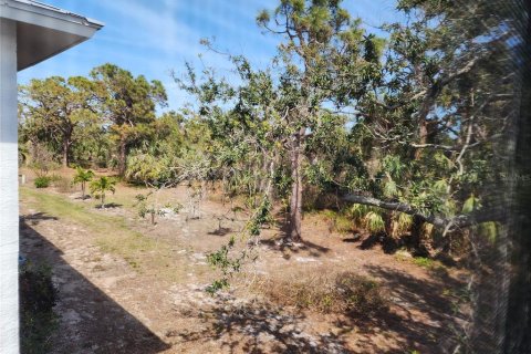 Condo in Englewood, Florida, 2 bedrooms  № 1616046 - photo 27