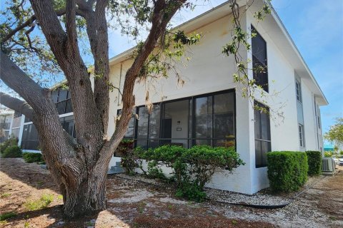 Condo in Englewood, Florida, 2 bedrooms  № 1616046 - photo 3