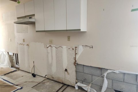 Condo in Englewood, Florida, 2 bedrooms  № 1616046 - photo 10