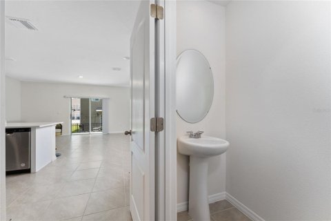 Adosado en alquiler en Davenport, Florida, 3 dormitorios, 140.75 m2 № 1877115 - foto 9