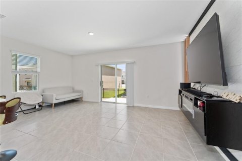 Adosado en alquiler en Davenport, Florida, 3 dormitorios, 140.75 m2 № 1877115 - foto 8