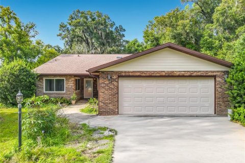 Villa ou maison à Orange City, Floride 3 chambres, 172.05 m2 № 2200759