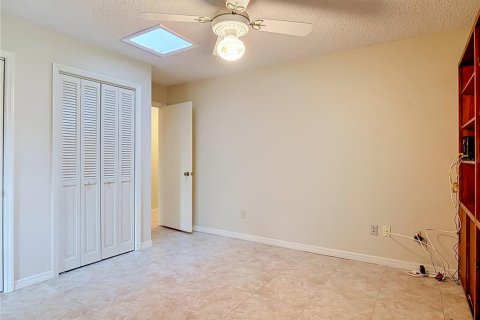 House in Orange City, Florida 3 bedrooms, 172.05 sq.m. № 2200759 - photo 29
