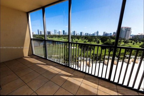 Купить кондоминиум в Авентура, Флорида 1 спальня, 84.82м2, № 2053638 - фото 7