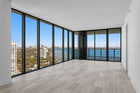 Copropriété à vendre à Tampa, Floride: 3 chambres, 261.52 m2 № 2128319 - photo 2