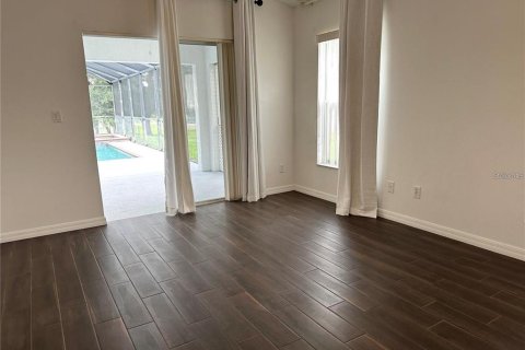 Casa en venta en Clermont, Florida, 5 dormitorios, 214.51 m2 № 2107397 - foto 8