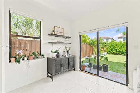 Townhouse in Homestead, Florida 3 bedrooms, 153.38 sq.m. № 2087971 - photo 22