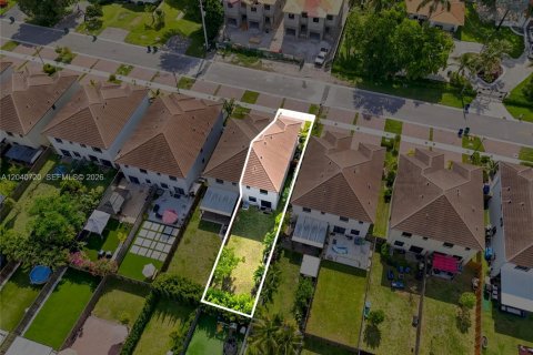 Townhouse in Homestead, Florida 3 bedrooms, 153.38 sq.m. № 2087971 - photo 7