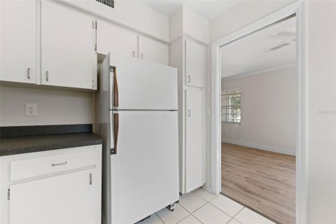 Commercial property in Tampa, Florida 319.96 sq.m. № 1806806 - photo 28