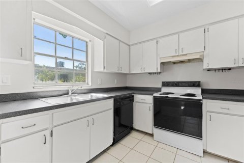 Commercial property in Tampa, Florida 319.96 sq.m. № 1806806 - photo 27