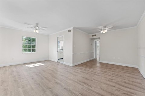 Commercial property in Tampa, Florida 319.96 sq.m. № 1806806 - photo 24